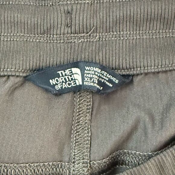 The North Face Gray Hiking Crops / Adjustable Waist - Women’s US XL - Picture 9 of 14